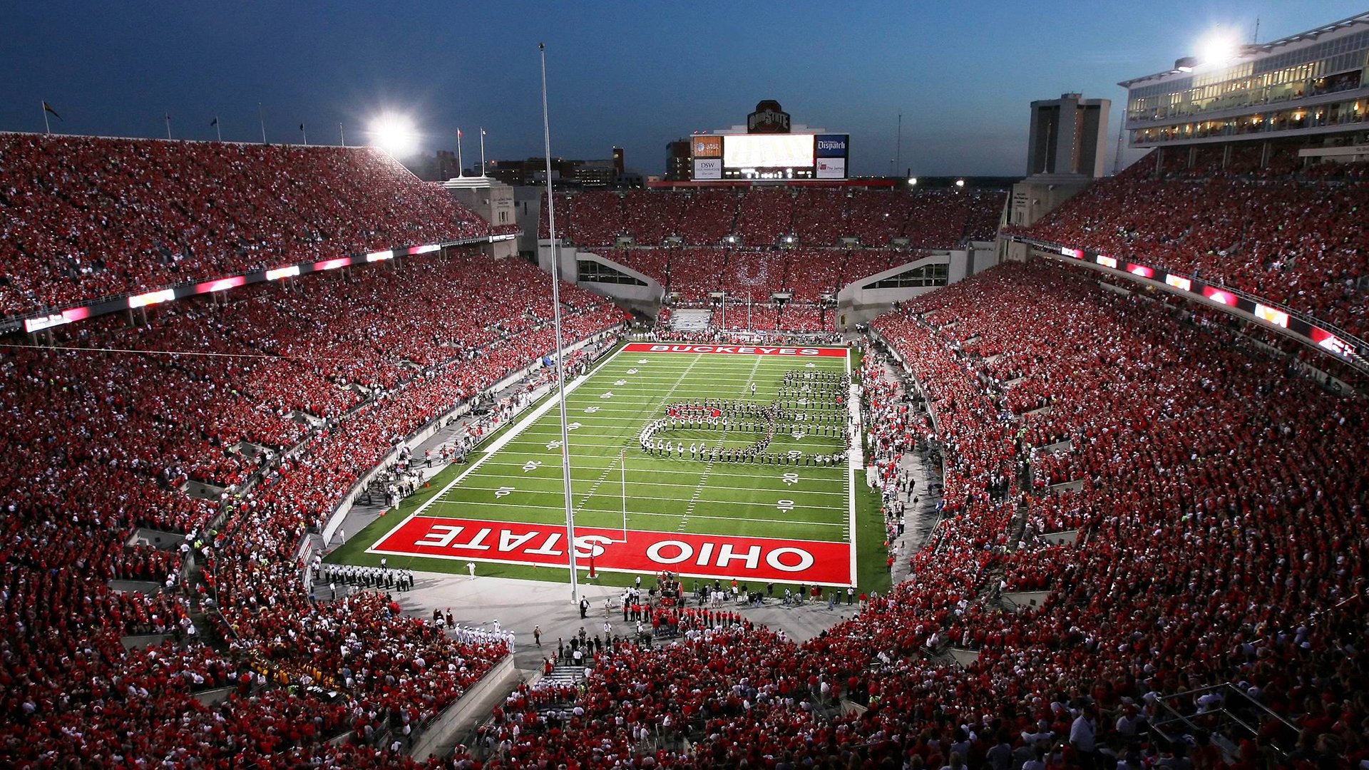 西甲联赛：马德里双雄鏖战，积分拉锯战进入最后冲刺，西甲马德里德比直播